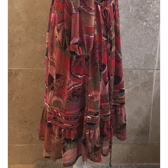 MNG Suit By Mango Red Boho Peasant Dress Paisley M - Picture 2 of 5